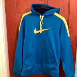 Nike therma-fit hoodie